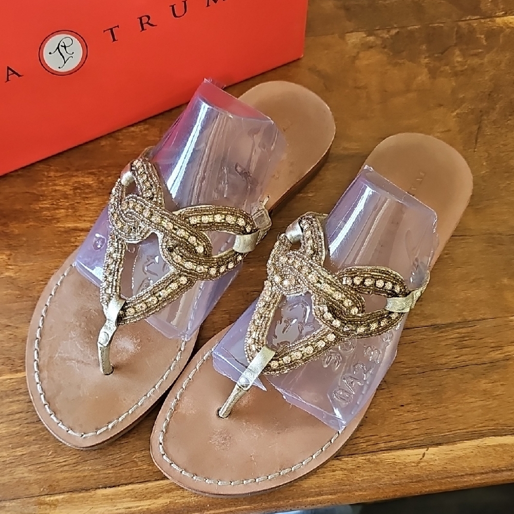 IVANKA TRUMP Gold Leather Thong Sandals - Size 8.5